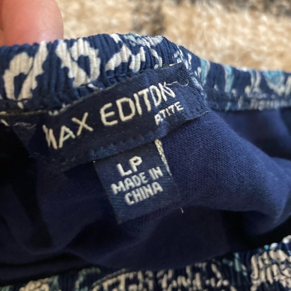 3/$30 Max edition petite ls blue floral skirt - Picture 3 of 3